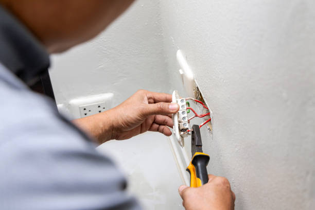 Best Circuit Breaker Repair  in North Little Rock, AR